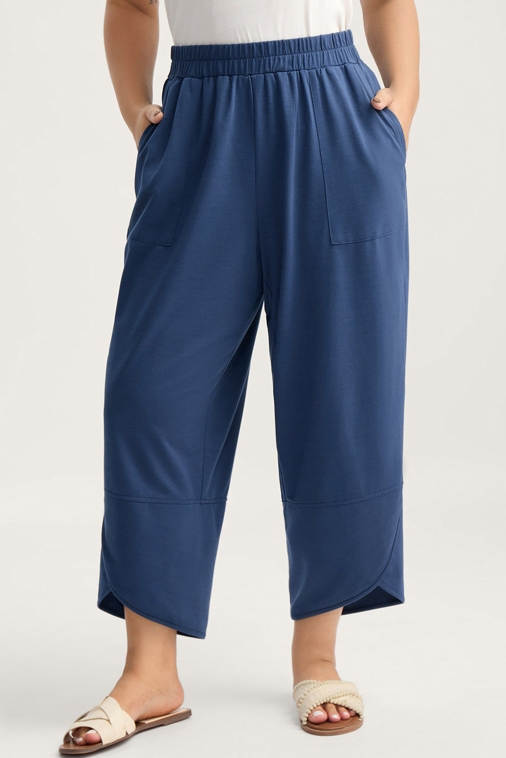 Black Plus Size Elastic Waist Asymmetrical Hem Loose Capris Pants