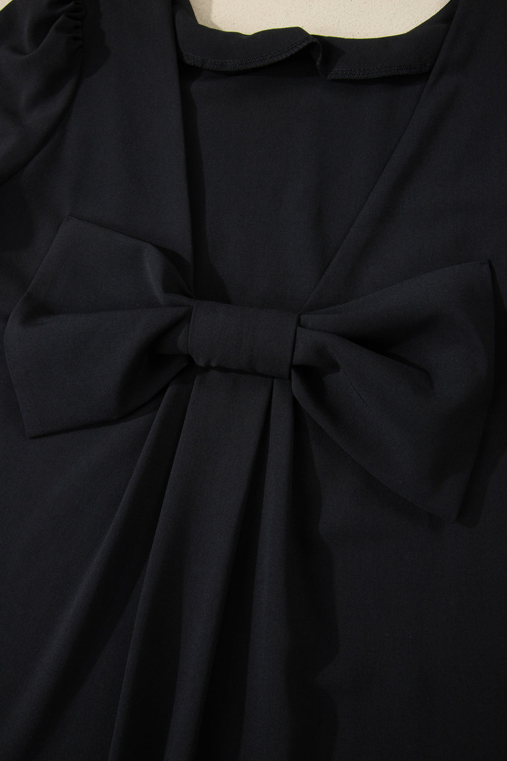 Black Bow Decor Backless Short Sleeve Shift Mini Dress