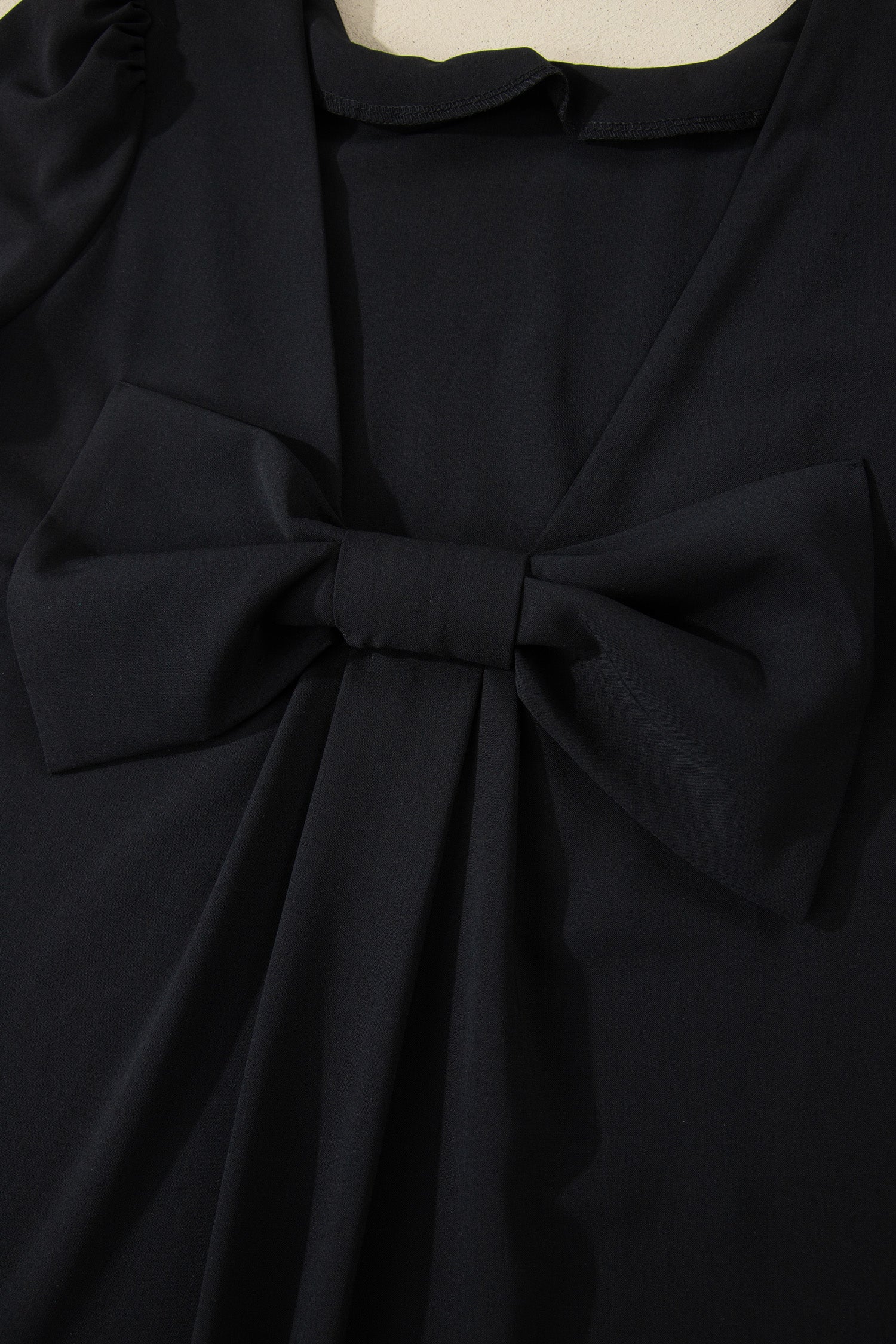 Black Bow Decor Backless Short Sleeve Shift Mini Dress